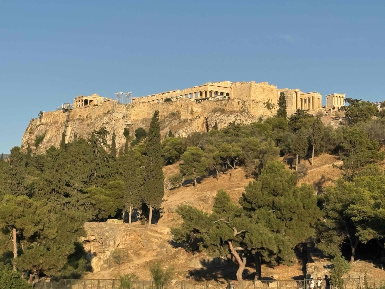 Late afternoon view 👀 from the patio where we had our tour’s Happy Hour